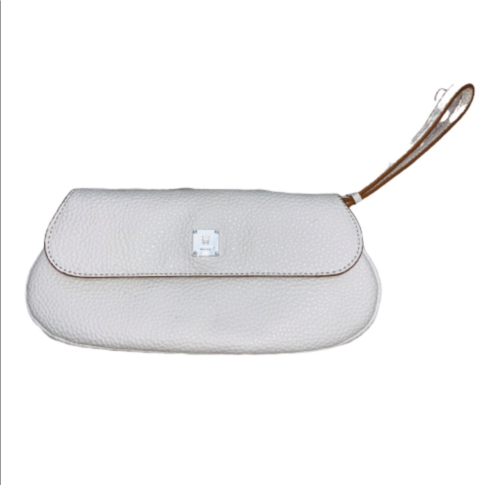Kem Wristlets color cream